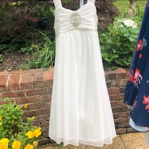 Beautiful Girl’s White  Dress